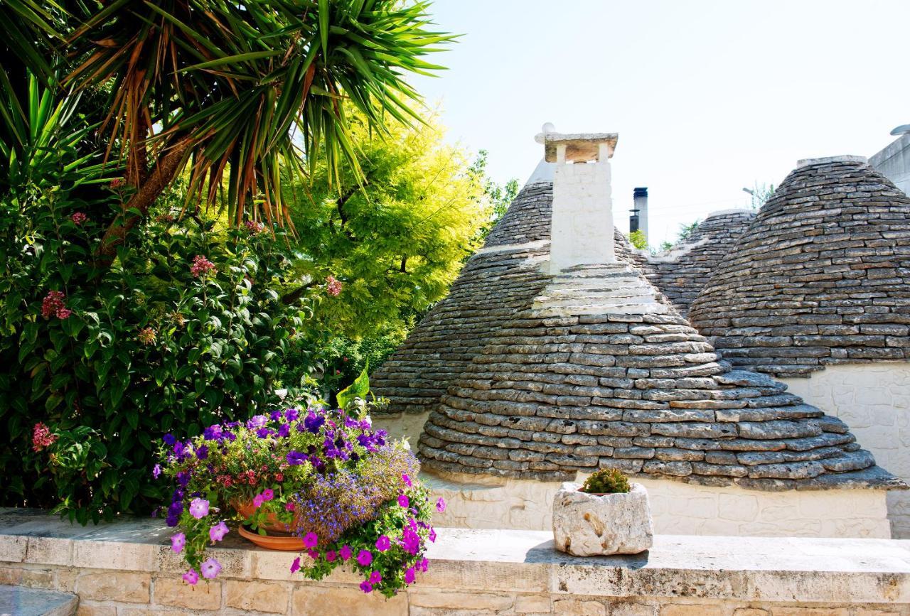 Bed and Breakfast Trullo Giardino Fiorito Альберобелло Экстерьер фото